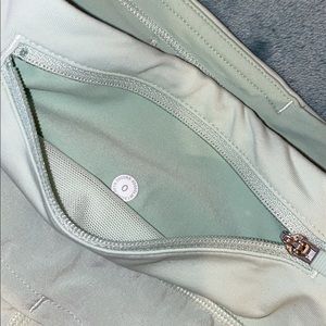 Lululemon speed up shorts 2.5”